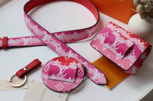 lv皮帶 M0253 LV Daily Multi Pocket 30毫米腰帶 配小包與鑰匙扣 lv女腰帶  lvqb1697